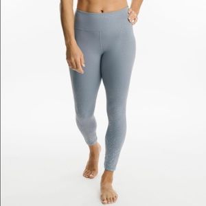 Zyia Gray Ombre Mirage LNT 7/8, 24”